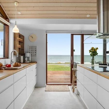 3 Bedroom Awesome In Brenderup Fyn * Vedelshave