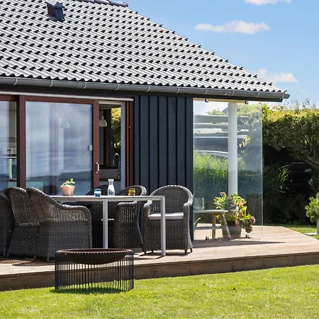 Hébergement de vacances 3 Bedroom Awesome In Brenderup Fyn *