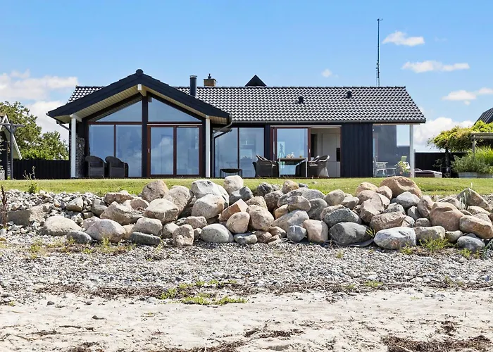 3 Bedroom Awesome In Brenderup Fyn Ferienhaus Vedelshave